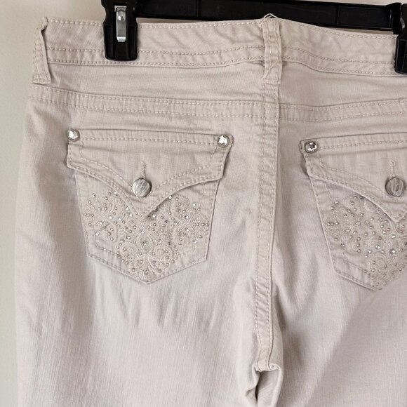 Nine West Tan Capris Jeans Rhinestones Size 8 - Picture 4 of 7